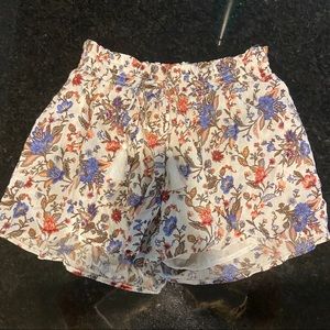 American Eagle Floral Printed Shorts
